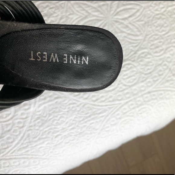 Black Heels - Picture 3 of 3